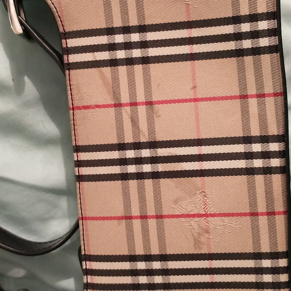 AUTHENTIC -BURBERRY HANDBAG ( FREE BONUS BAG) - Picture 16 of 16